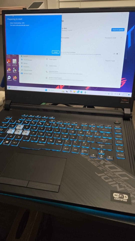 Asus ROG Strix