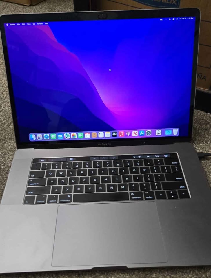 Apple MacBook Pro